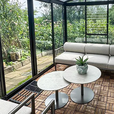 2 Bedroom Gorgeous In V Ferienhaus Esbjerg