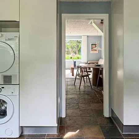 2 Bedroom Gorgeous In V * Esbjerg